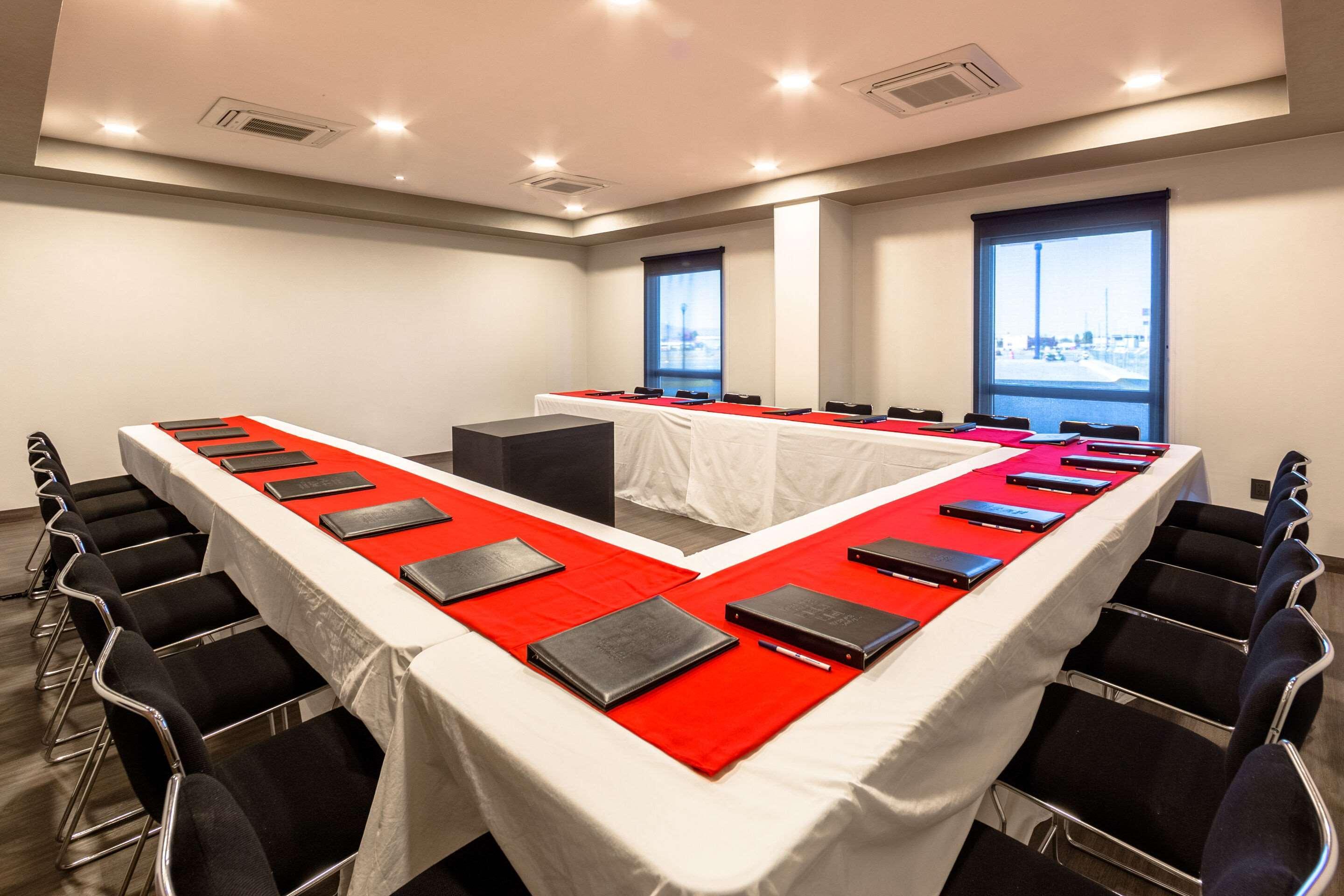 Comfort Inn Delicias Ngoại thất bức ảnh
