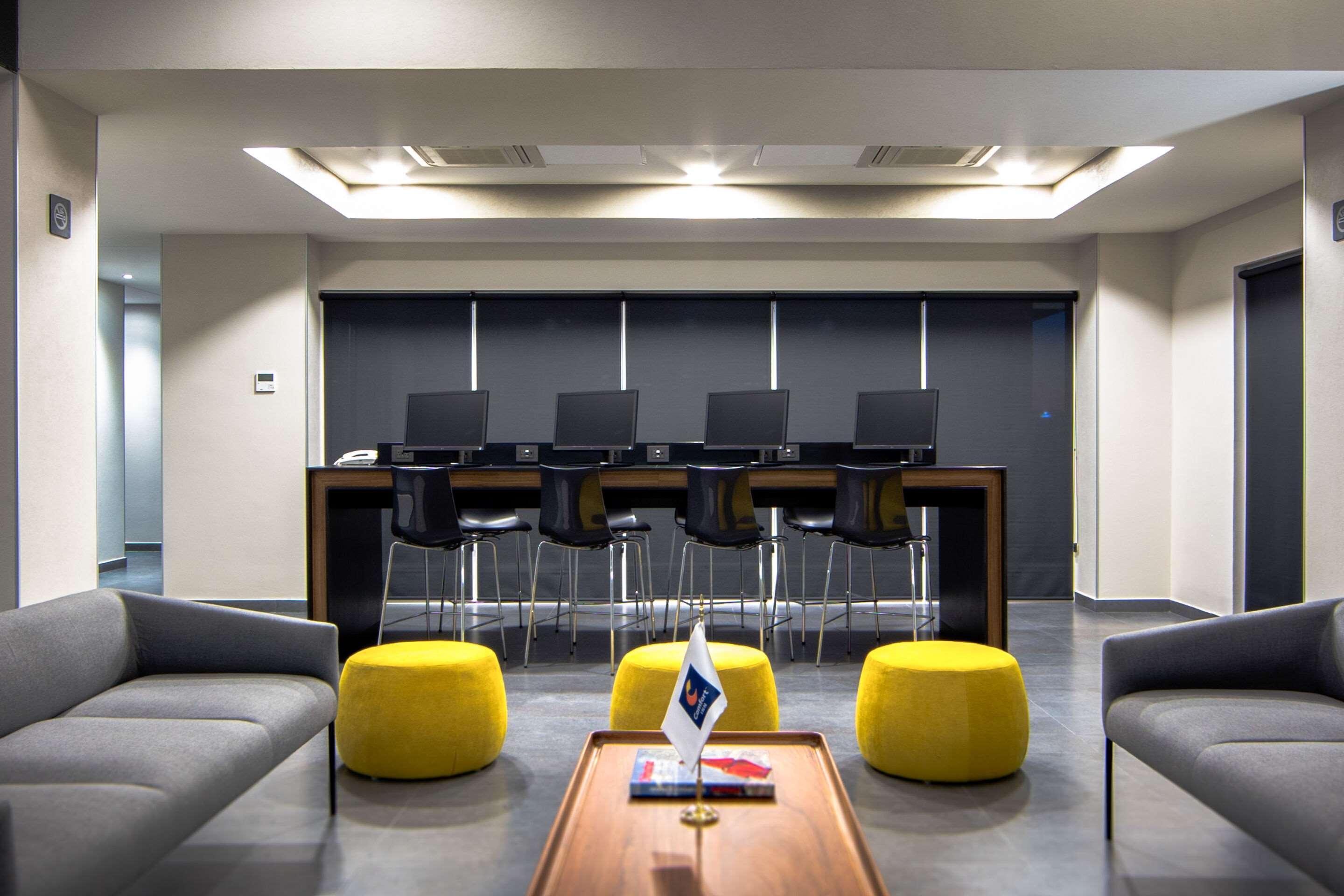 Comfort Inn Delicias Ngoại thất bức ảnh