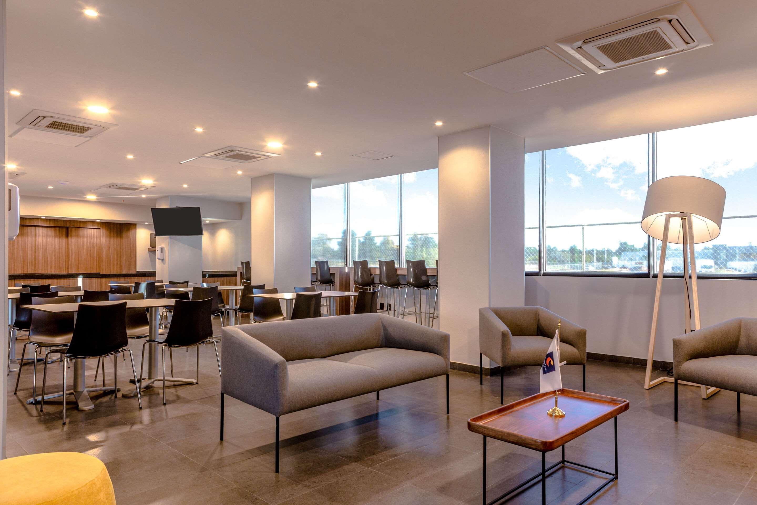 Comfort Inn Delicias Ngoại thất bức ảnh